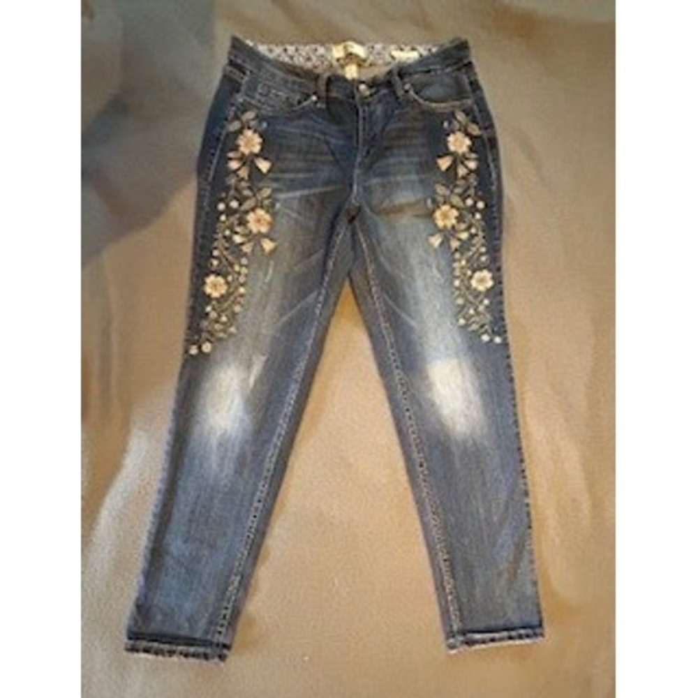 Vintage America Blues Bestie Jeans Skinny Floral Embroidered Denim Size 8/29 R - Picture 2 of 15